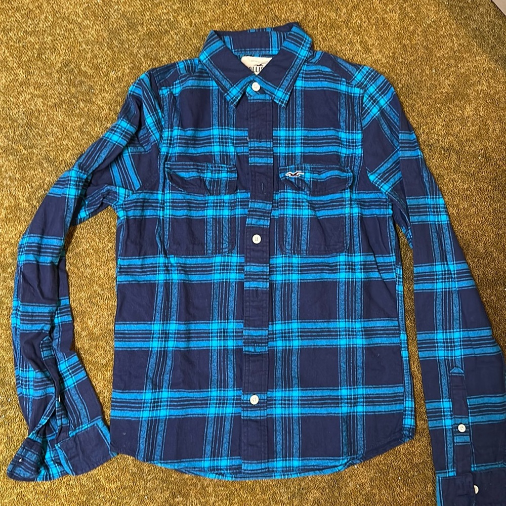 Hollister Blue Plaid Men’s Button Down